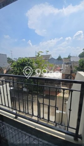 Rumah Luas Asri 3 KT Siap Huni di BSD Kencana Loka Tangerang Rumah Luas Asri 3 KT Siap Huni di BSD Kencana Loka Tangerang