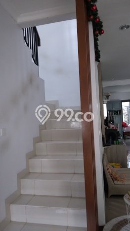 Hunian Elit LB 170m2 Siap Huni Desain Elegan di BSD Nusaloka, Tangerang Hunian Elit LB 170m2 Siap Huni Desain Elegan di BSD Nusaloka, Tangerang