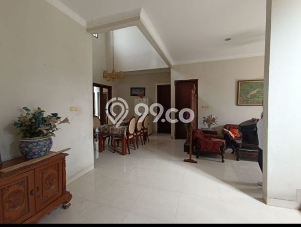 Rumah Elit LB 261m2 Siap Pakai Desain Elegan di BSD Griya Loka, Tangerang Rumah Elit LB 261m2 Siap Pakai Desain Elegan di BSD Griya Loka, Tangerang