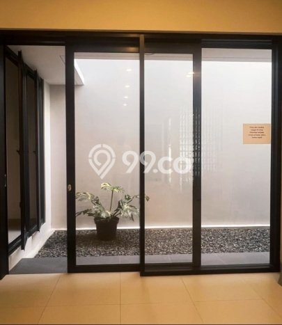 Hunian Mewah LB 260m2 Siap Pakai Desain Elegan di BSD The Green, Tangerang Hunian Mewah LB 260m2 Siap Pakai Desain Elegan di BSD The Green, Tangerang