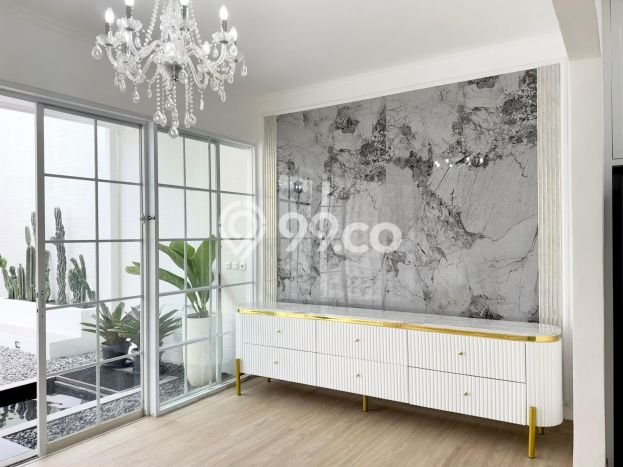 Dijual Rumah Luas Elegan Dengan View Eksklusif di BSD, Tangerang Dijual Rumah Luas Elegan Dengan View Eksklusif di BSD, Tangerang