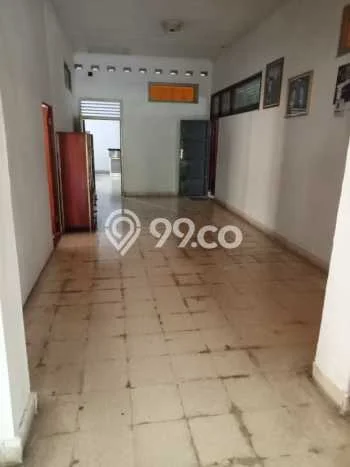 Lokasi terbaik! Rumah siap pakai dikontrakkan di Tegal Timur LB 200m2 Lokasi terbaik! Rumah siap pakai dikontrakkan di Tegal Timur LB 200m2