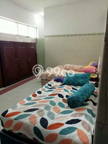 Lokasi terbaik! Rumah siap pakai dikontrakkan di Tegal Timur LB 200m2 Lokasi terbaik! Rumah siap pakai dikontrakkan di Tegal Timur LB 200m2