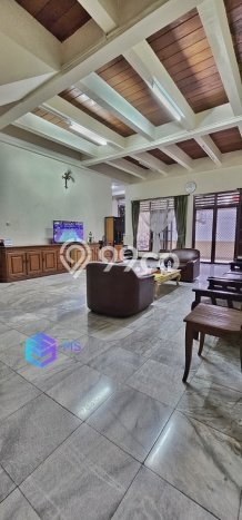 Jual Rumah Luas Megah Dengan View Eksklusif di Pondok Labu, Jakarta Selatan Jual Rumah Luas Megah Dengan View Eksklusif di Pondok Labu, Jakarta Selatan