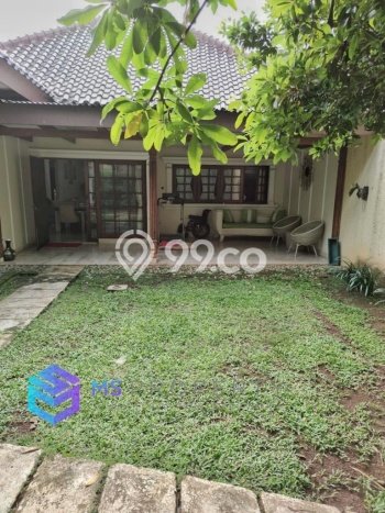 Rumah Impian dengan 5 Kamar Tidur di Lingkungan Asri Menteng, Jakarta Pusat Rumah Impian dengan 5 Kamar Tidur di Lingkungan Asri Menteng, Jakarta Pusat