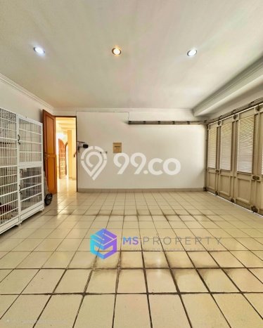 Rumah Luxury Modern Siap Huni di Pondok Indah Jakarta Selatan Rumah Luxury Modern Siap Huni di Pondok Indah Jakarta Selatan