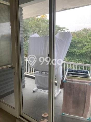 Rumah Mewah dengan 4 Kamar Tidur di Lingkungan Asri Bintaro, Jakarta Selatan Rumah Mewah dengan 4 Kamar Tidur di Lingkungan Asri Bintaro, Jakarta Selatan