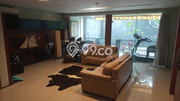 Rumah Elit Modern Siap Huni di Rawamangun Jakarta Timur Rumah Elit Modern Siap Huni di Rawamangun Jakarta Timur