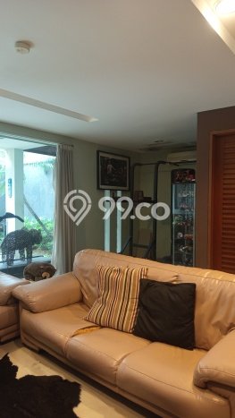 Rumah Elit Modern Siap Huni di Rawamangun Jakarta Timur Rumah Elit Modern Siap Huni di Rawamangun Jakarta Timur