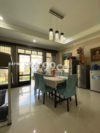 Rumah Mewah LB 400m2 Siap Huni Desain Elegan di Kemang, Jakarta Selatan Rumah Mewah LB 400m2 Siap Huni Desain Elegan di Kemang, Jakarta Selatan