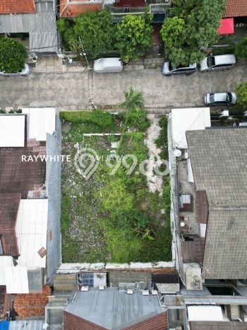 Tanah Kosong Dijual di Jakarta Selatan dengan Area 300m2 Tanah Kosong Dijual di Jakarta Selatan dengan Area 300m2