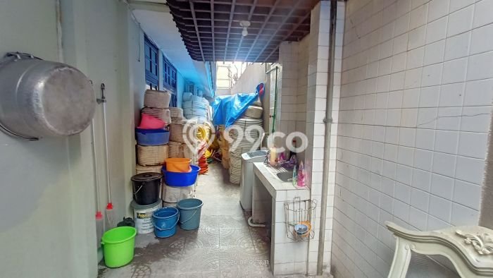 Ready to Use! Luxury House LT 504m2 Desain Elegan di Slipi Ready to Use! Luxury House LT 504m2 Desain Elegan di Slipi