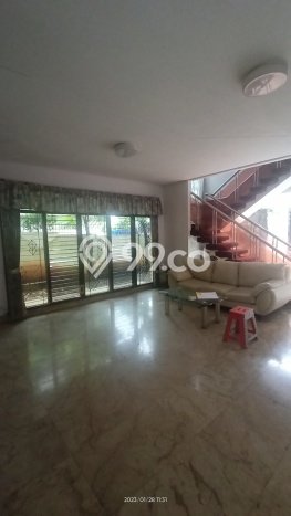 Jual Rumah Luas Megah Dengan View Eksklusif di Tomang, Jakarta Barat Jual Rumah Luas Megah Dengan View Eksklusif di Tomang, Jakarta Barat