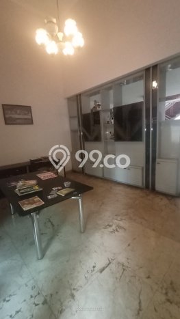 Jual Rumah Luas Megah Dengan View Eksklusif di Tomang, Jakarta Barat Jual Rumah Luas Megah Dengan View Eksklusif di Tomang, Jakarta Barat