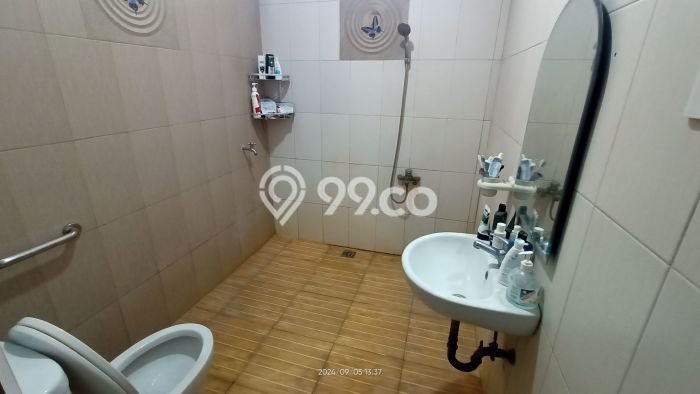 Ready to Use! Luxury House LT 504m2 Desain Elegan di Slipi Ready to Use! Luxury House LT 504m2 Desain Elegan di Slipi