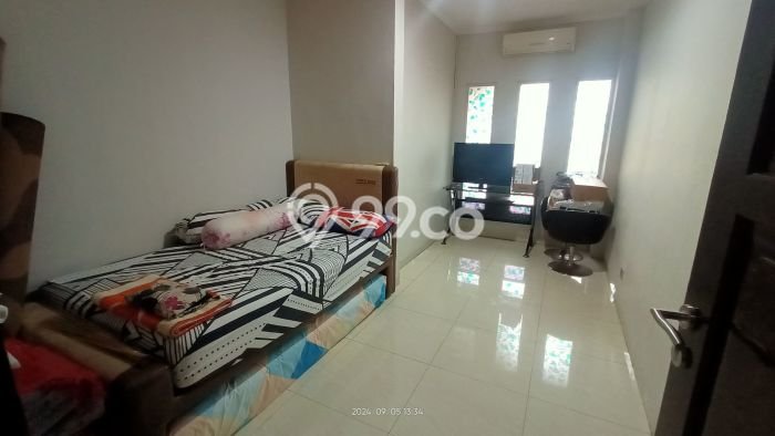 Ready to Use! Luxury House LT 504m2 Desain Elegan di Slipi Ready to Use! Luxury House LT 504m2 Desain Elegan di Slipi