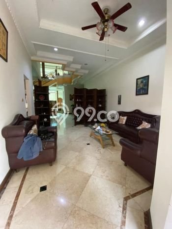 Jual Rumah Luas Elegan Dengan View Eksklusif di Joglo, Jakarta Barat Jual Rumah Luas Elegan Dengan View Eksklusif di Joglo, Jakarta Barat