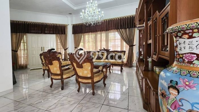Jual Rumah Luas Megah Dengan View Eksklusif di Pondok Indah, Jakarta Selatan Jual Rumah Luas Megah Dengan View Eksklusif di Pondok Indah, Jakarta Selatan