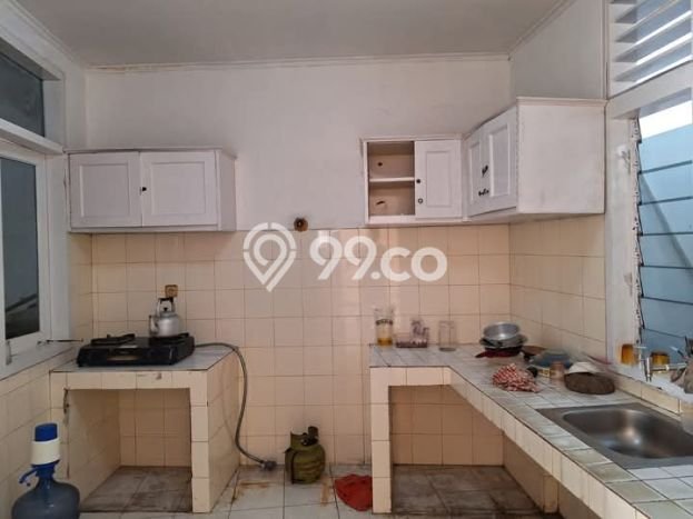 Siap Huni Rumah Mewah 3 Kamar di Kebayoran Baru Dekat ke Mana Pun Siap Huni Rumah Mewah 3 Kamar di Kebayoran Baru Dekat ke Mana Pun