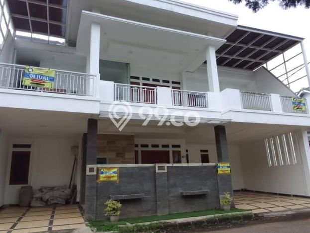 Jual Rumah Strategis Bagus Punya 3 KT di Cibinong Bogor SHM Jual Rumah Strategis Bagus Punya 3 KT di Cibinong Bogor SHM
