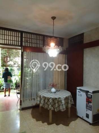 Rumah Luxury Modern Tanpa Renovasi di Lebak Bulus Jakarta Selatan Rumah Luxury Modern Tanpa Renovasi di Lebak Bulus Jakarta Selatan