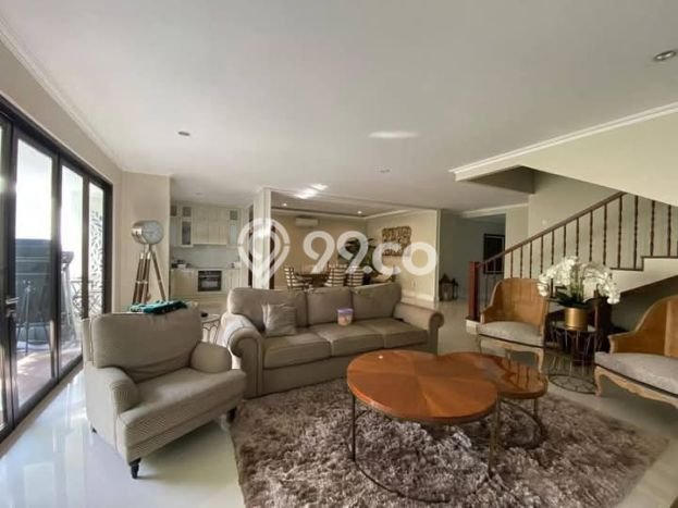 Dijual Rumah Mewah Megah Dengan View Eksklusif di Bintaro, Jakarta Selatan Dijual Rumah Mewah Megah Dengan View Eksklusif di Bintaro, Jakarta Selatan