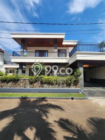Rumah Elit LB 500m2 Siap Pakai Desain Elegan di Pejaten, Jakarta Selatan Rumah Elit LB 500m2 Siap Pakai Desain Elegan di Pejaten, Jakarta Selatan