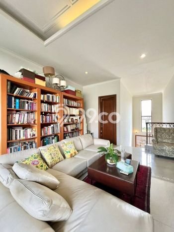 Rumah Mewah Dijual LT 237m2 di Cilandak, Jakarta Selatan Rumah Mewah Dijual LT 237m2 di Cilandak, Jakarta Selatan