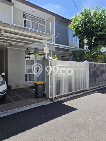 Ready to Use! Premium House LT 170m2 Desain Elegan di Turangga Ready to Use! Premium House LT 170m2 Desain Elegan di Turangga