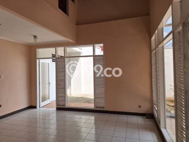 Siap Huni Rumah Mewah 3 Kamar di Kebayoran Baru Dekat ke Mana Pun Siap Huni Rumah Mewah 3 Kamar di Kebayoran Baru Dekat ke Mana Pun