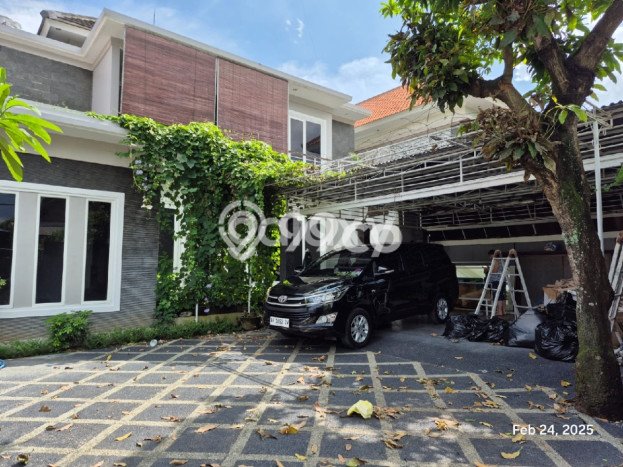 Siap Huni Hunian Elit 5 Kamar di Denpasar Utara Dekat ke Mana Saja Siap Huni Hunian Elit 5 Kamar di Denpasar Utara Dekat ke Mana Saja