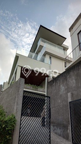 Rumah Luxury Modern Siap Huni di Benoa Badung Rumah Luxury Modern Siap Huni di Benoa Badung