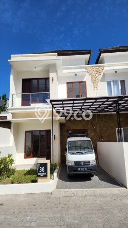Rumah Mewah LB 100m2 Siap Huni Desain Elegan di Seminyak, Badung Rumah Mewah LB 100m2 Siap Huni Desain Elegan di Seminyak, Badung
