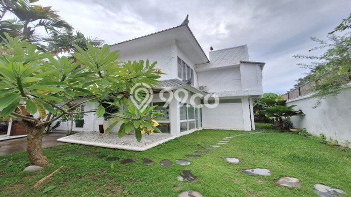 Jual Rumah Mewah Elegan Dengan View Eksklusif di Kerobokan, Badung Jual Rumah Mewah Elegan Dengan View Eksklusif di Kerobokan, Badung