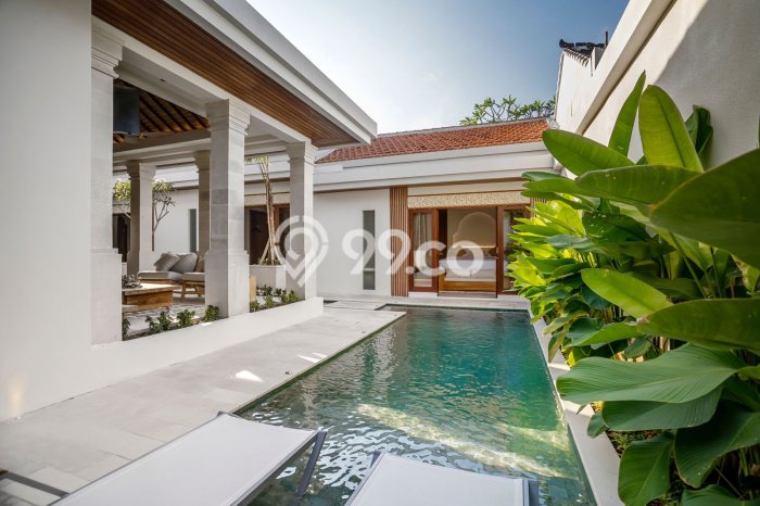 Ready to Use! Premium House LT 300m2 Desain Elegan di Kerobokan Ready to Use! Premium House LT 300m2 Desain Elegan di Kerobokan