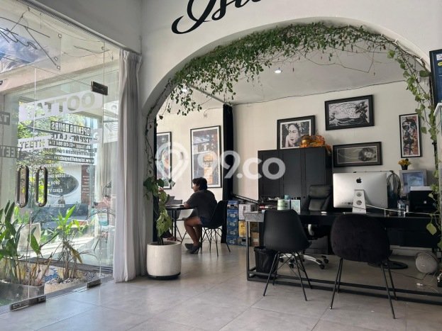 Ruko di Petitenget, Luas 76m², Akses Utama, Siap Bisnis Ruko di Petitenget, Luas 76m², Akses Utama, Siap Bisnis