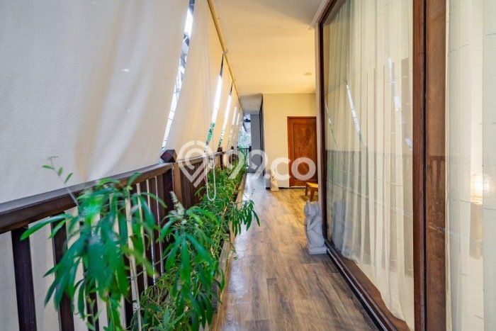 FOR SALE! Vila di , Area 295m2m², Akses ke Pusat Kota FOR SALE! Vila di , Area 295m2m², Akses ke Pusat Kota