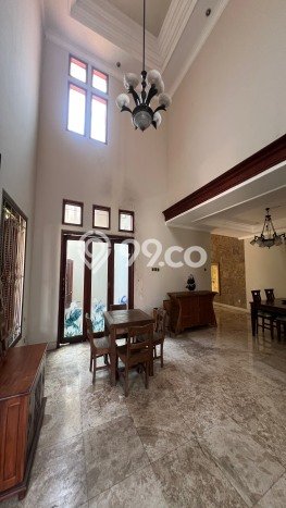 Dijual Rumah Luas Megah Dengan View Eksklusif di Gatot Subroto, Denpasar Dijual Rumah Luas Megah Dengan View Eksklusif di Gatot Subroto, Denpasar