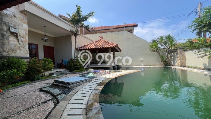 Dijual Rumah Luas Megah Dengan View Eksklusif di Gatot Subroto, Denpasar Dijual Rumah Luas Megah Dengan View Eksklusif di Gatot Subroto, Denpasar