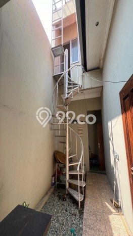 Dijual Rumah Luas Megah Dengan View Eksklusif di Gatot Subroto, Denpasar Dijual Rumah Luas Megah Dengan View Eksklusif di Gatot Subroto, Denpasar