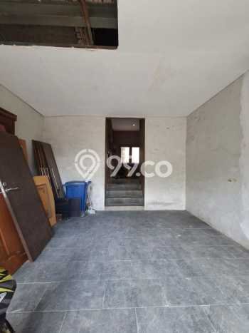 Dijual Rumah Luas Megah Dengan View Eksklusif di Kemanggisan, Jakarta Barat Dijual Rumah Luas Megah Dengan View Eksklusif di Kemanggisan, Jakarta Barat
