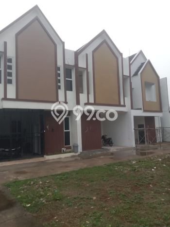 Dijual Rumah 4 Kamar Lokasi Strategis Nyaman dan Strategis di Ciracas Dijual Rumah 4 Kamar Lokasi Strategis Nyaman dan Strategis di Ciracas