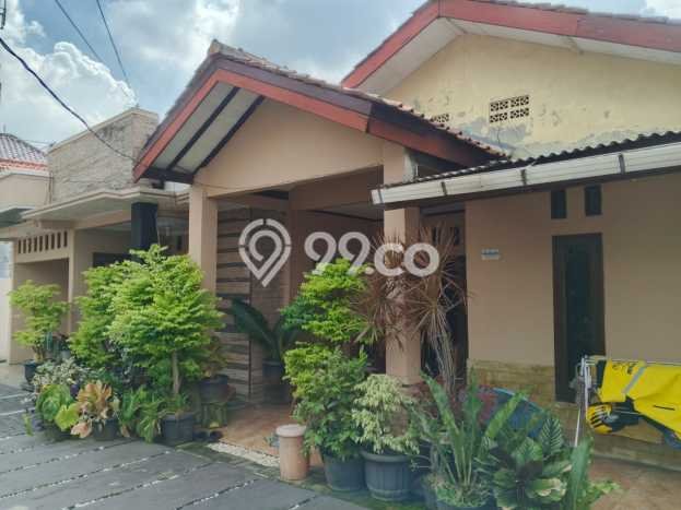 Rumah Elit Modern Siap Huni di Condet Jakarta Timur Rumah Elit Modern Siap Huni di Condet Jakarta Timur