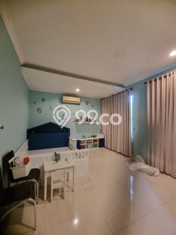 Rumah Elit LB 400m2 Siap Huni Desain Elegan di Intercon, Jakarta Barat Rumah Elit LB 400m2 Siap Huni Desain Elegan di Intercon, Jakarta Barat