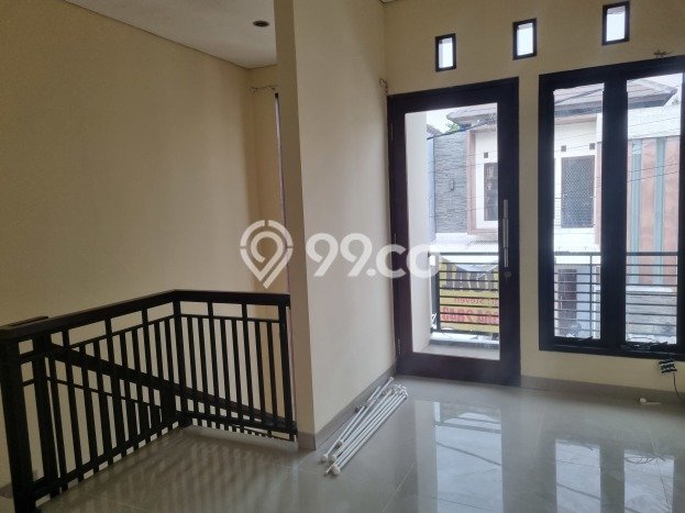 Rumah Modern Cantik 3 KT Siap Huni di Ciputat Rumah Modern Cantik 3 KT Siap Huni di Ciputat