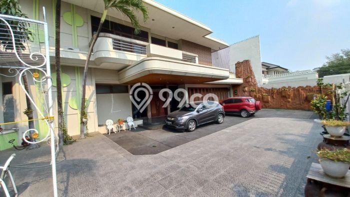 Jual Rumah Luas Elegan Dengan View Cantik di Intercon, Jakarta Barat Jual Rumah Luas Elegan Dengan View Cantik di Intercon, Jakarta Barat
