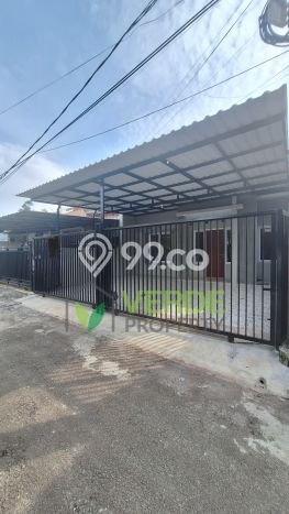 For Sale Hunian Rumah Terawat 2 Kamar di BSD, Tangerang For Sale Hunian Rumah Terawat 2 Kamar di BSD, Tangerang