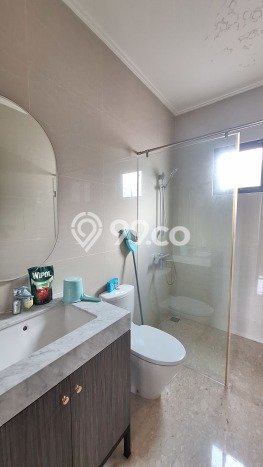Jual Rumah Mewah Megah Dengan View Cantik di BSD, Tangerang Jual Rumah Mewah Megah Dengan View Cantik di BSD, Tangerang