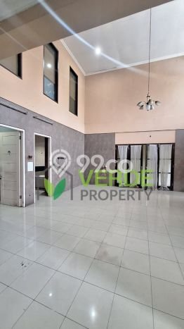 Rumah Luxury Modern Siap Huni di Sutera Buana Alam Sutera Tangerang Rumah Luxury Modern Siap Huni di Sutera Buana Alam Sutera Tangerang