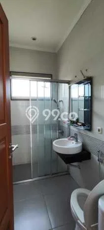 Dijual Rumah Mewah Exclusive di Serpong, Tangerang Selatan Dijual Rumah Mewah Exclusive di Serpong, Tangerang Selatan